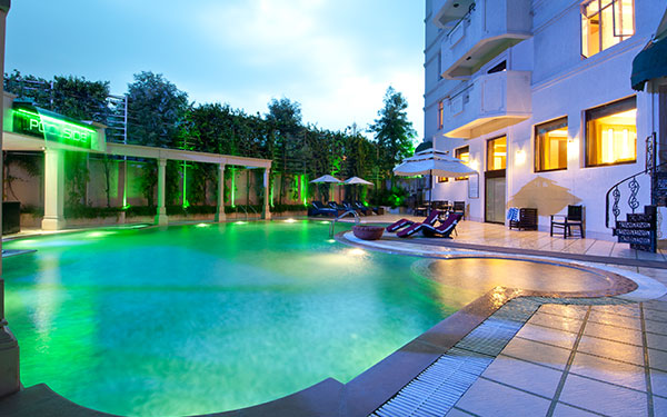 Howard Plaza Agra